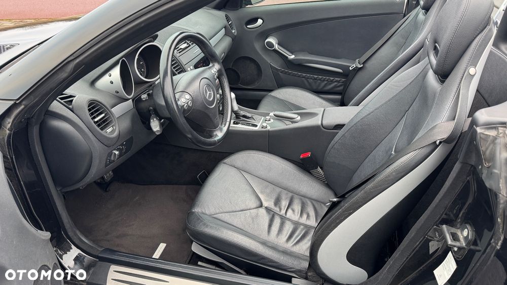 Mercedes-Benz SLK - 11