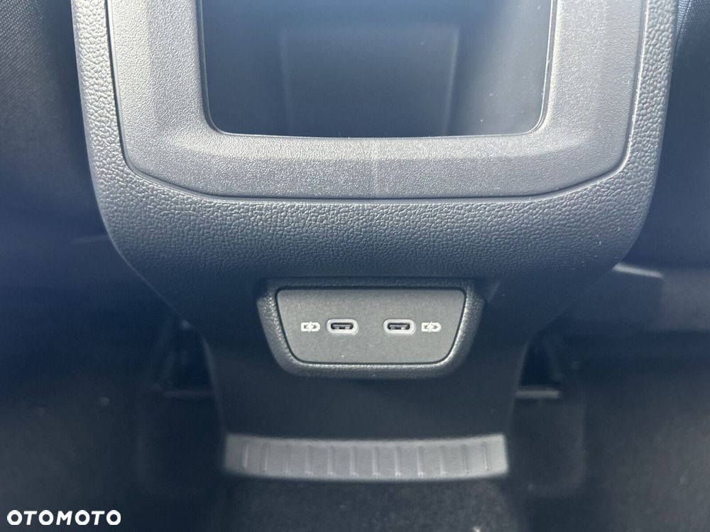 Volkswagen T-Cross - 14