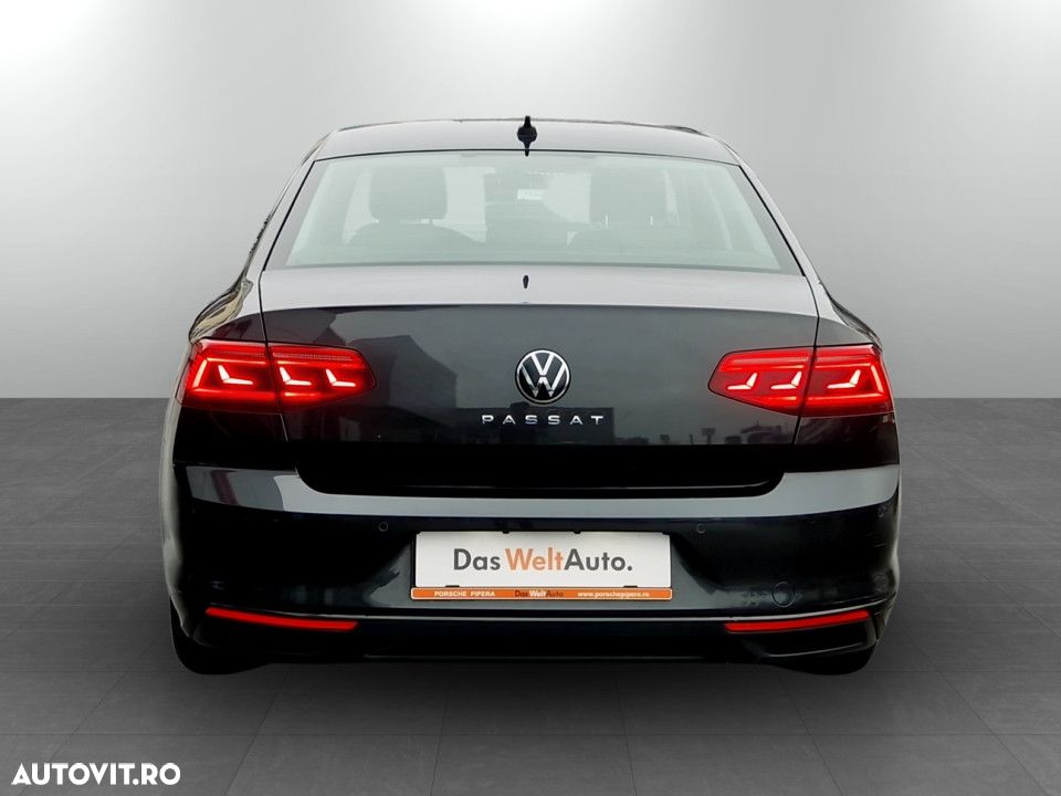 Volkswagen Passat 2.0 TDI DSG Comfortline - 8