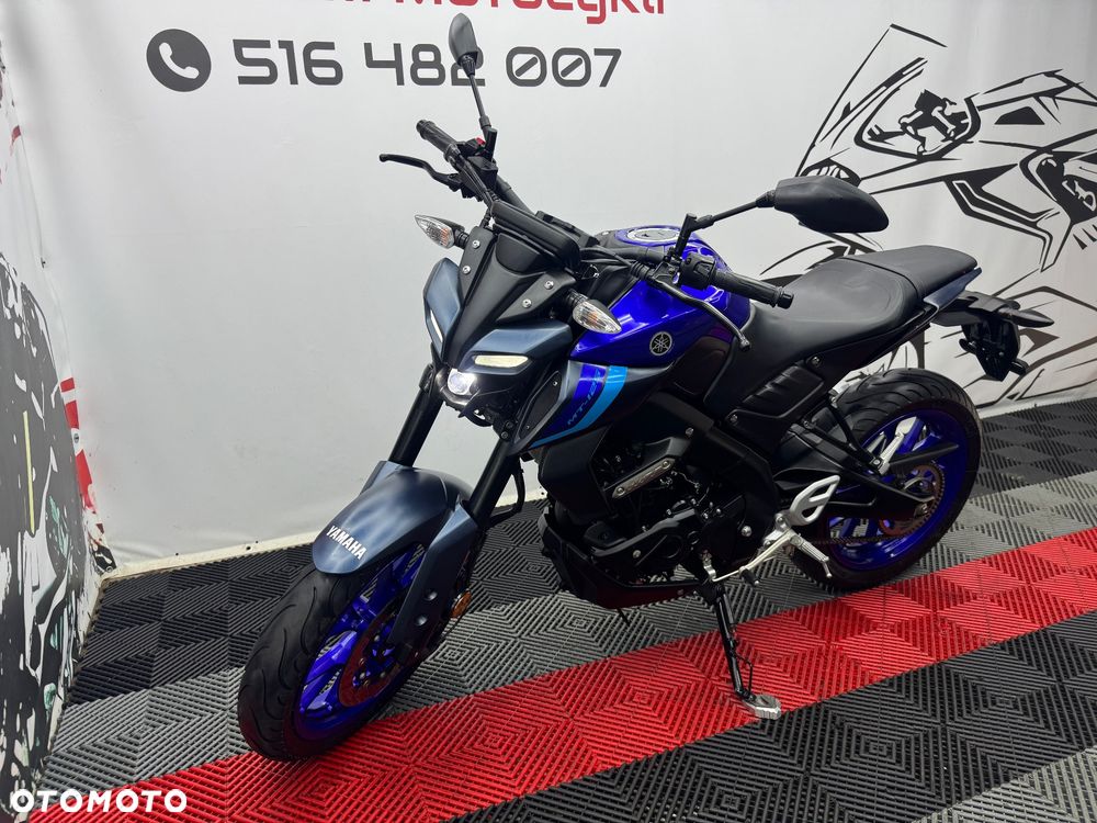Yamaha MT - 8