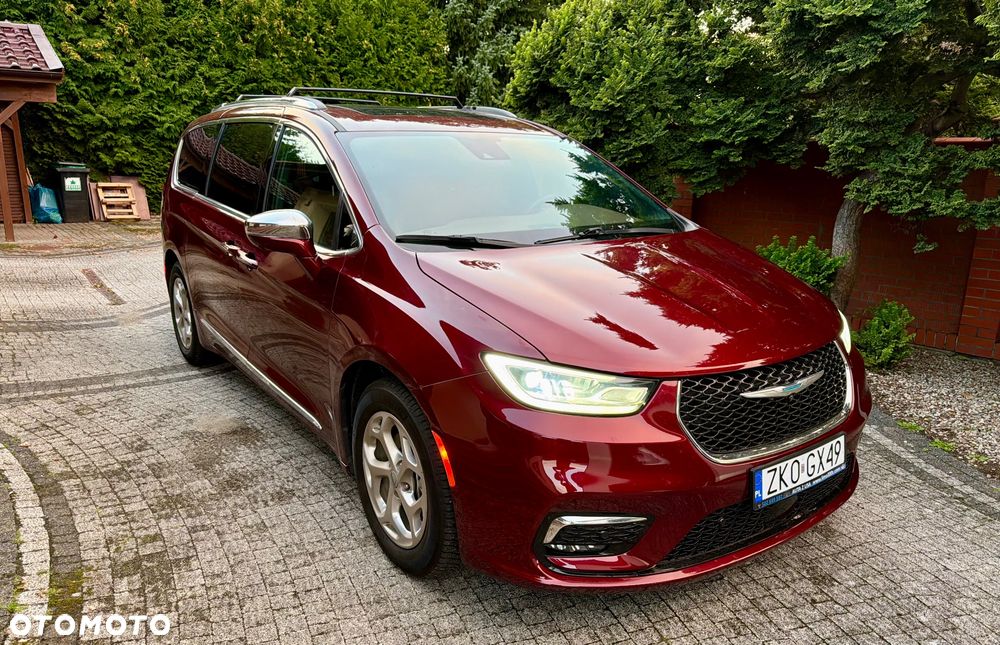 Chrysler Pacifica - 1