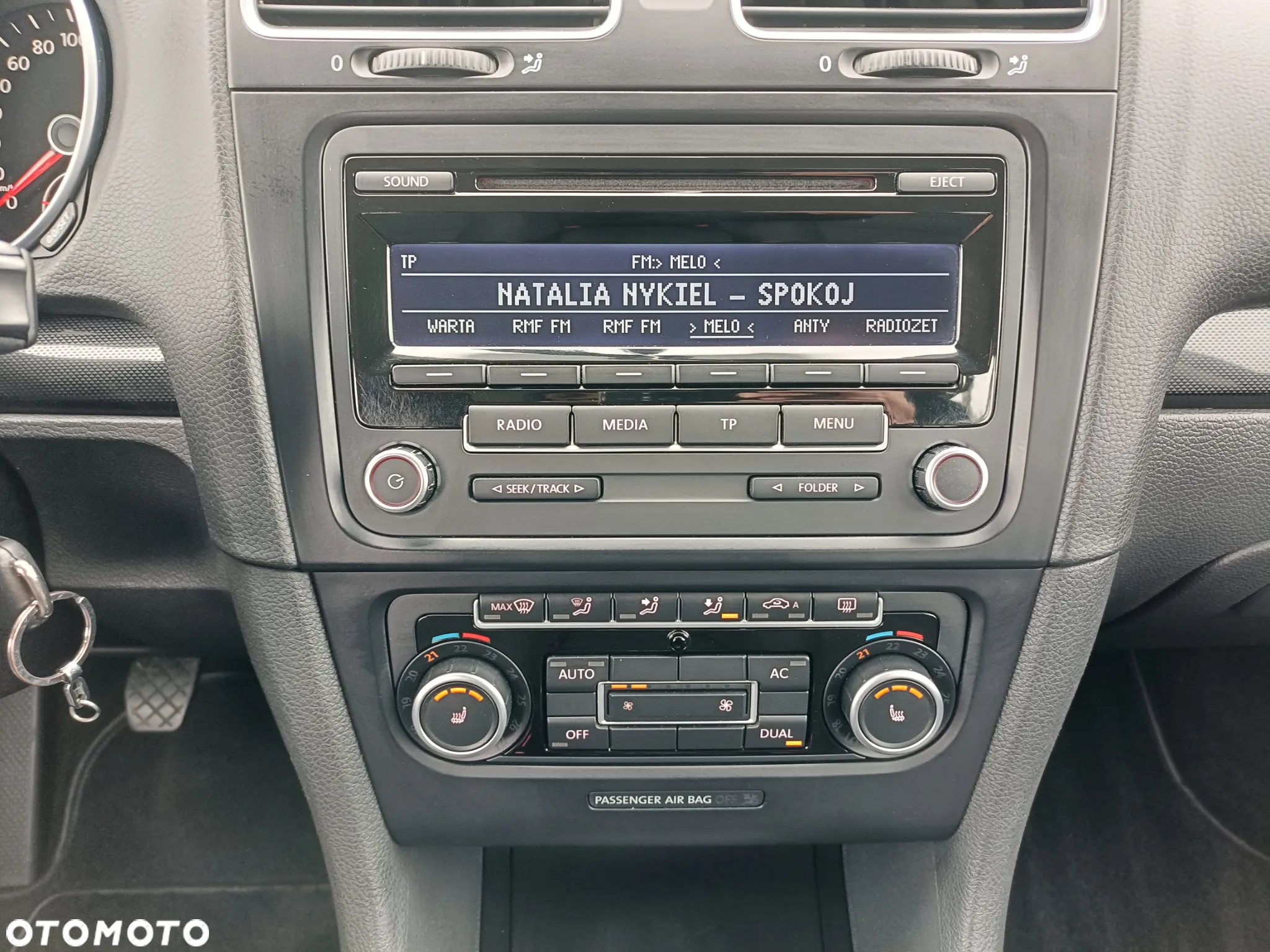 Volkswagen Golf VI 1.6 TDI Comfortline - 15
