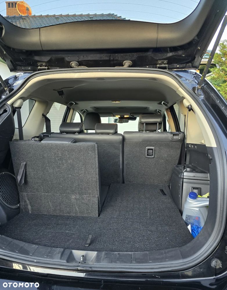 Mitsubishi Outlander 2.0 Instyle + 4WD CVT - 5