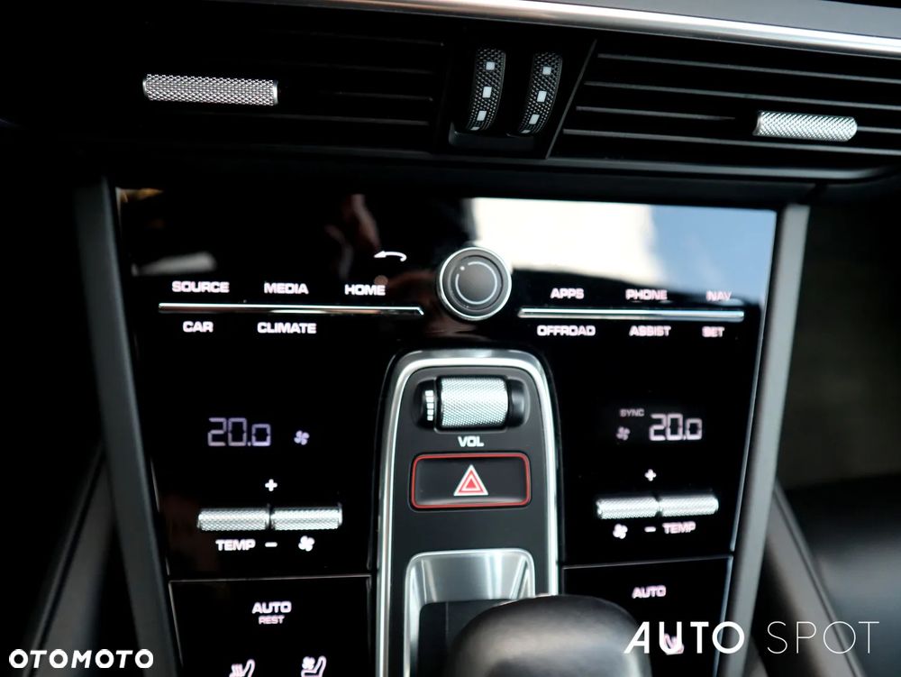Porsche Cayenne E-Hybrid - 35