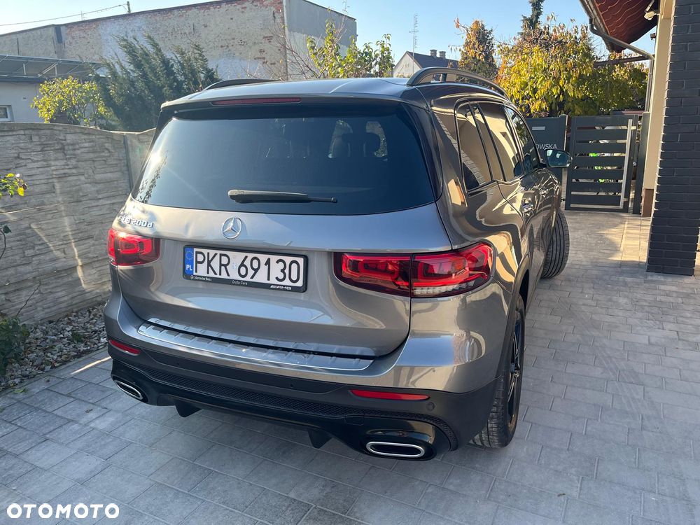 Mercedes-Benz GLB 200 d 8G-DCT AMG Line - 4
