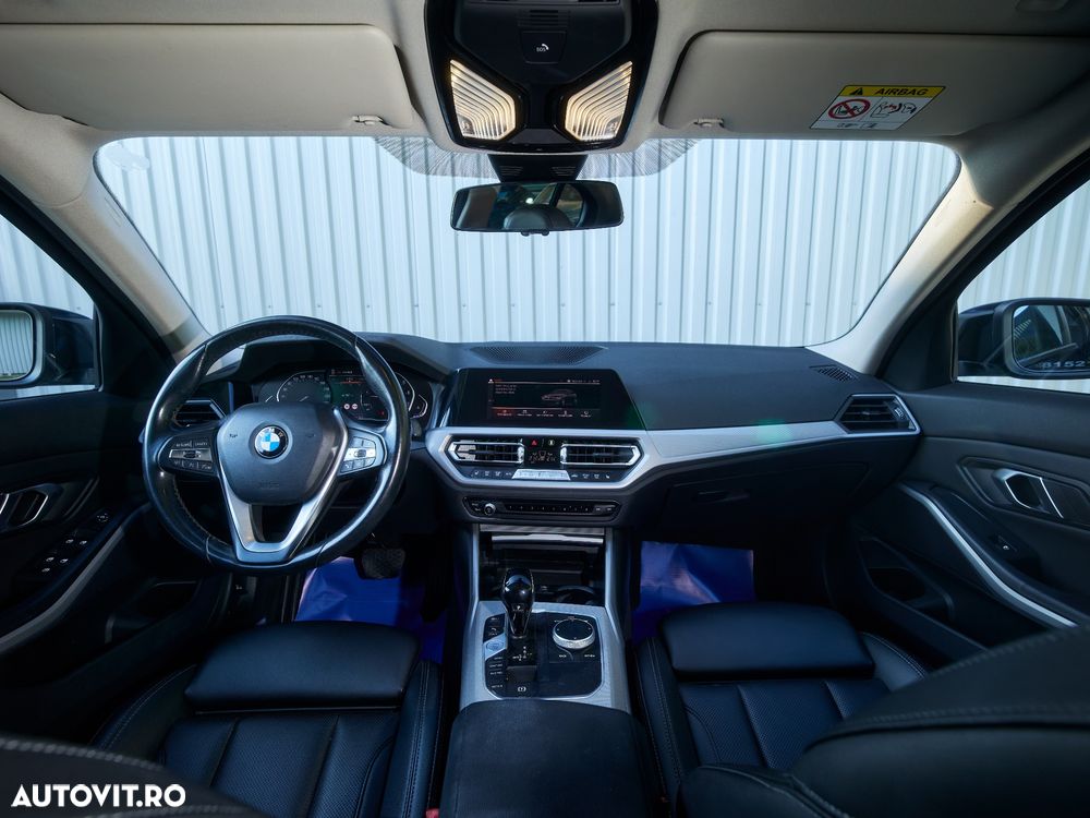 BMW Seria 3 320i xDrive AT - 8