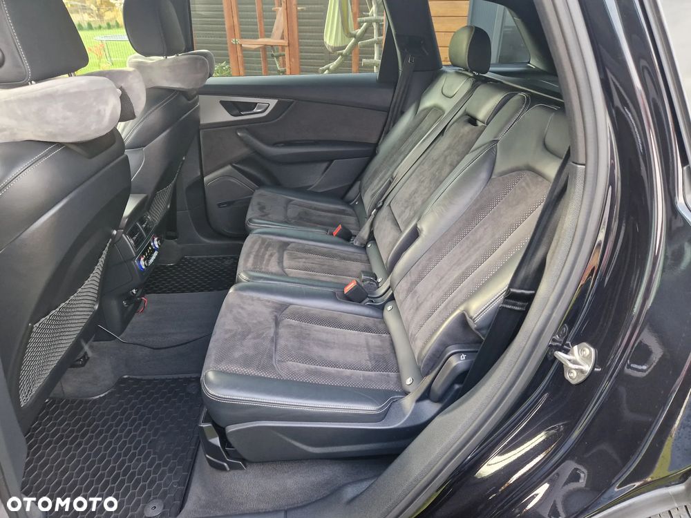 Audi Q7 2018 photo 3