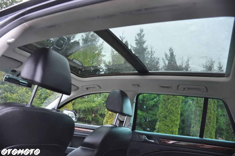 Skoda Superb 2.0 TDI DSG Exclusive - 38