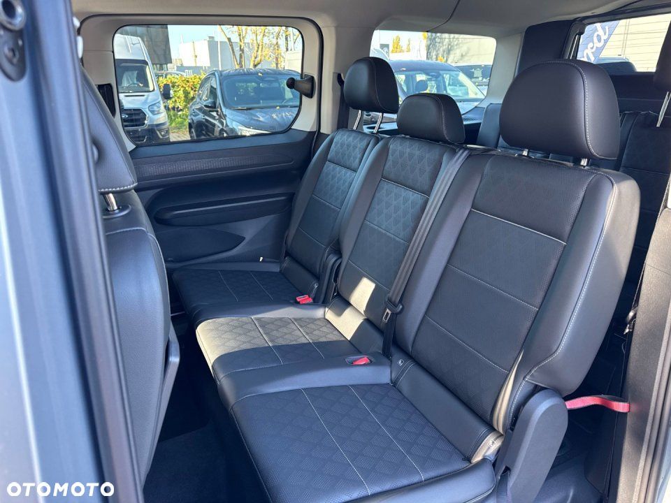 Ford Tourneo Connect - 16