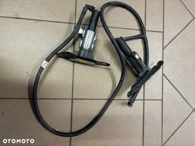 KOMPLET SPRYSKIWACZY SPRYSKIWACZ LEWY PRAWY VOLKSWAGEN VW JETTA - 1