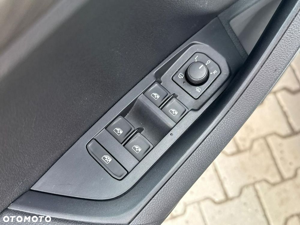 Skoda Karoq 2.0 TDI SCR 4x4 Edition 130 DSG - 18