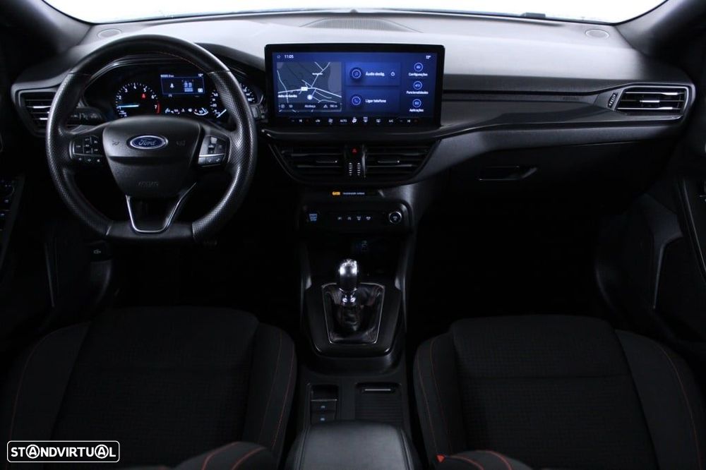 Ford Focus 1.0 EcoBoost MHEV ST-Line - 19