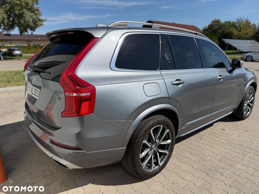 Volvo XC 90 - 7