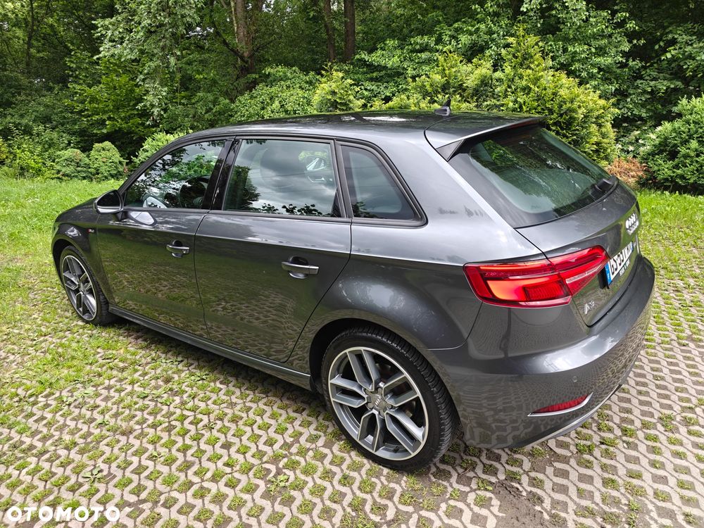 Audi A3 Sportback 1.4 TFSI e-tron Sport S tronic - 19