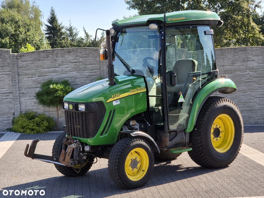 John Deere 3720 4x4 - 1