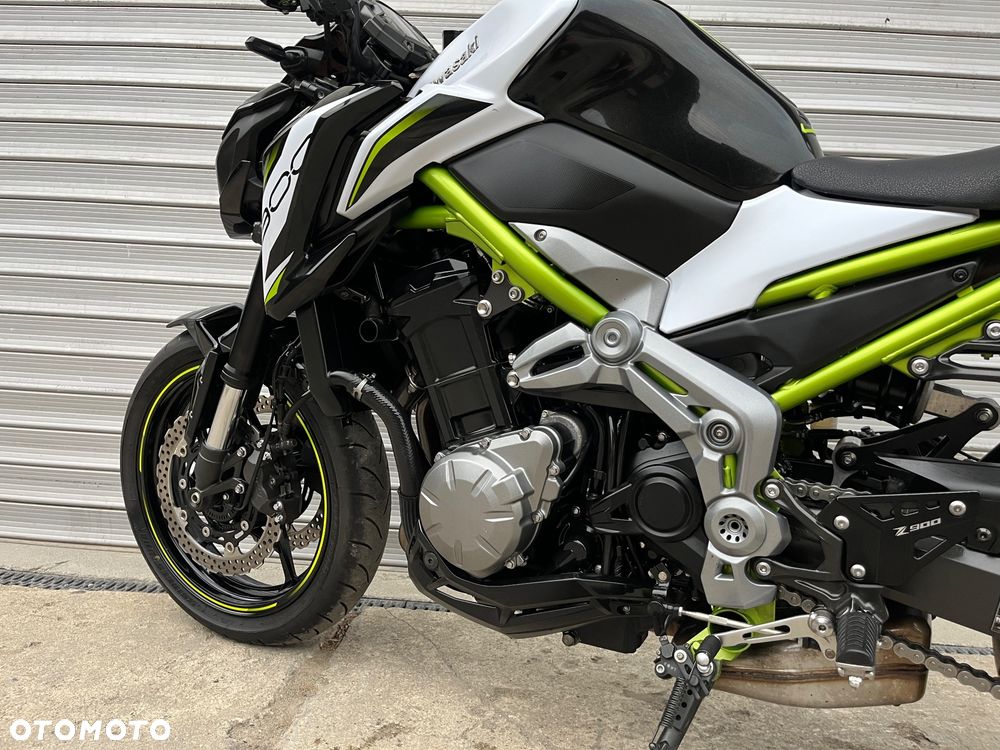 Kawasaki Z 900 - 7