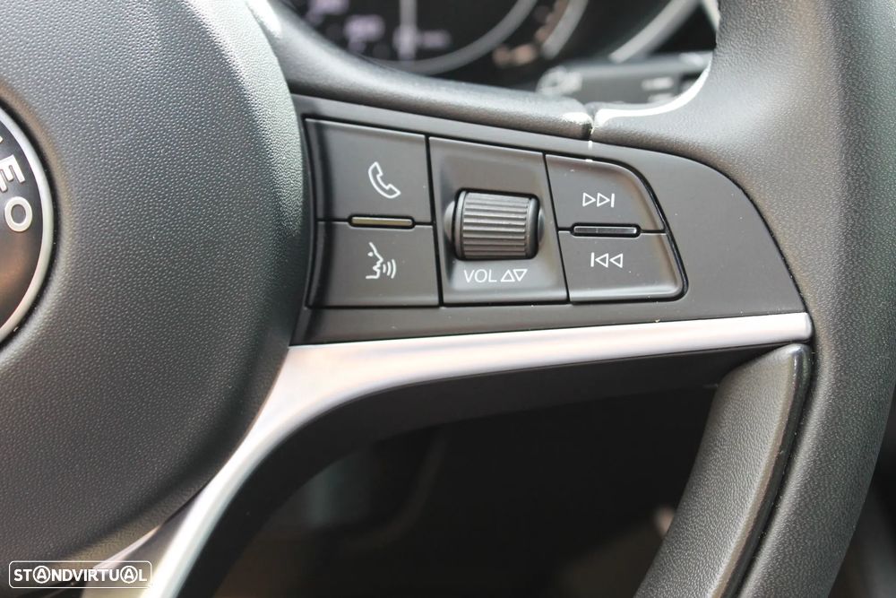 Alfa Romeo Stelvio 2.2 D Super AT8 - 27