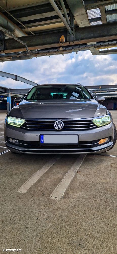 Volkswagen Passat 2.0 TDI DSG Comfortline - 3