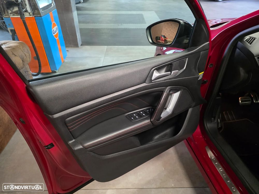 Peugeot 308 BlueHDi FAP 180 EAT8 Stop & Start GT - 28