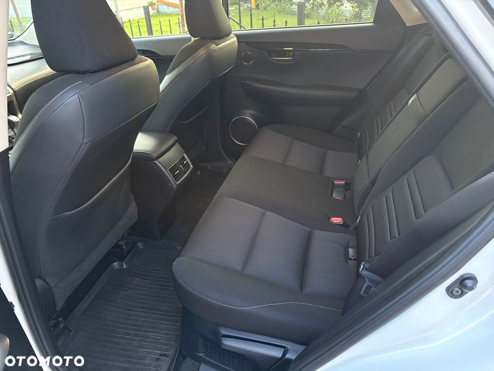 Lexus NX 200t Elite AWD - 15