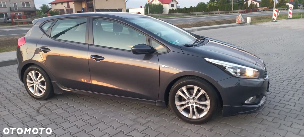 Kia Ceed 1.6 GDI S - 4