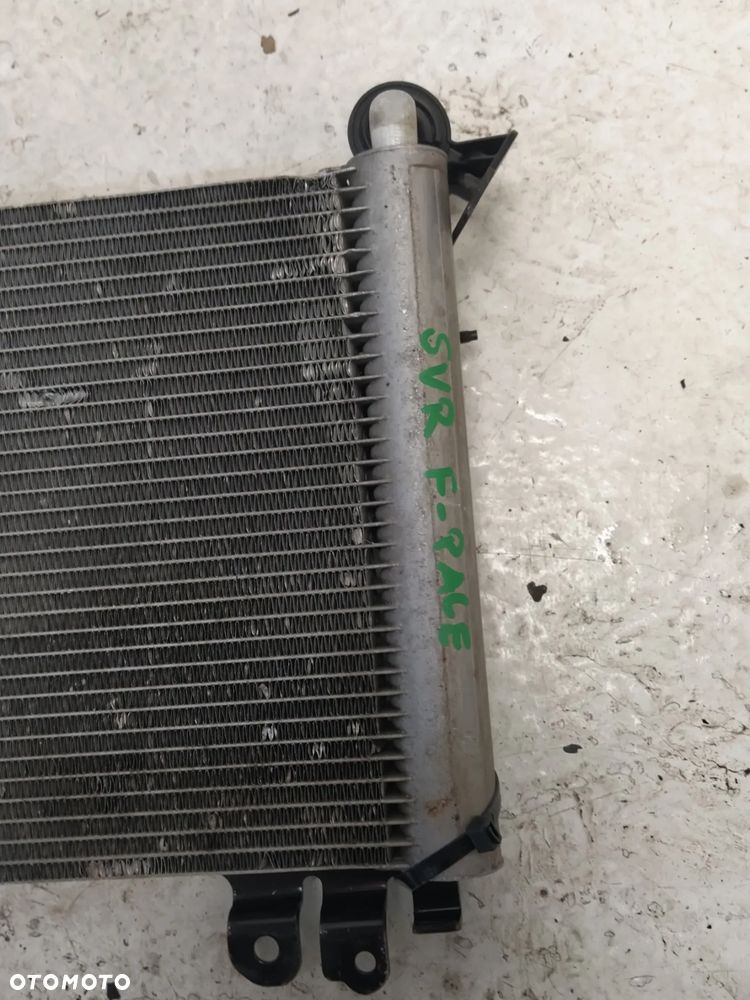 JAGUAR F-PACE X761 SVR 2016- DODATKOWA CHŁODNICA CHŁODNICE BOCZNE PRAWA MOCOWANIE ORYGINAŁ - 13