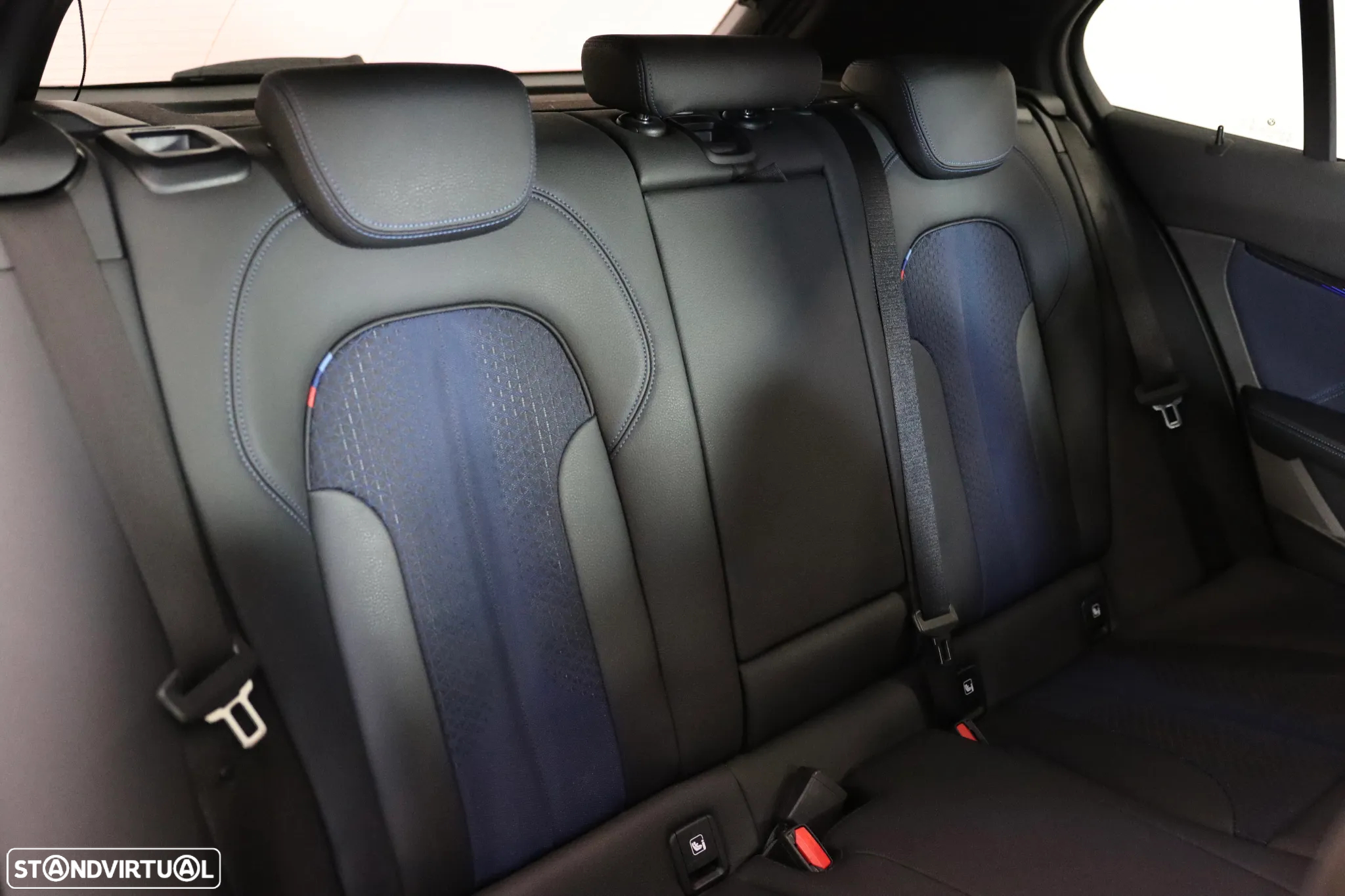 BMW 116 d Pack M Shadow Auto - 25