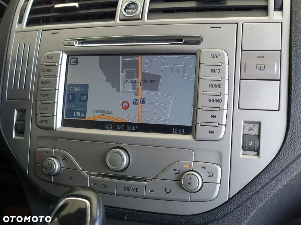 Ford Kuga 2.5 4x4 Titanium - 23
