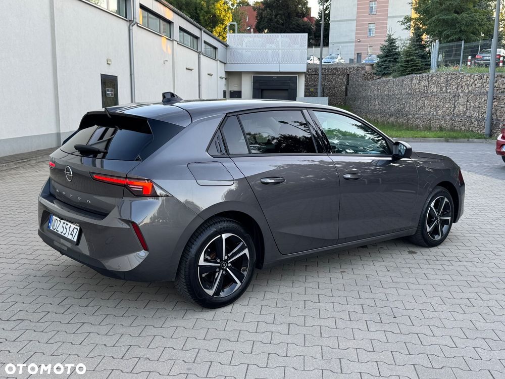 Opel Astra 1.2 Turbo - 3