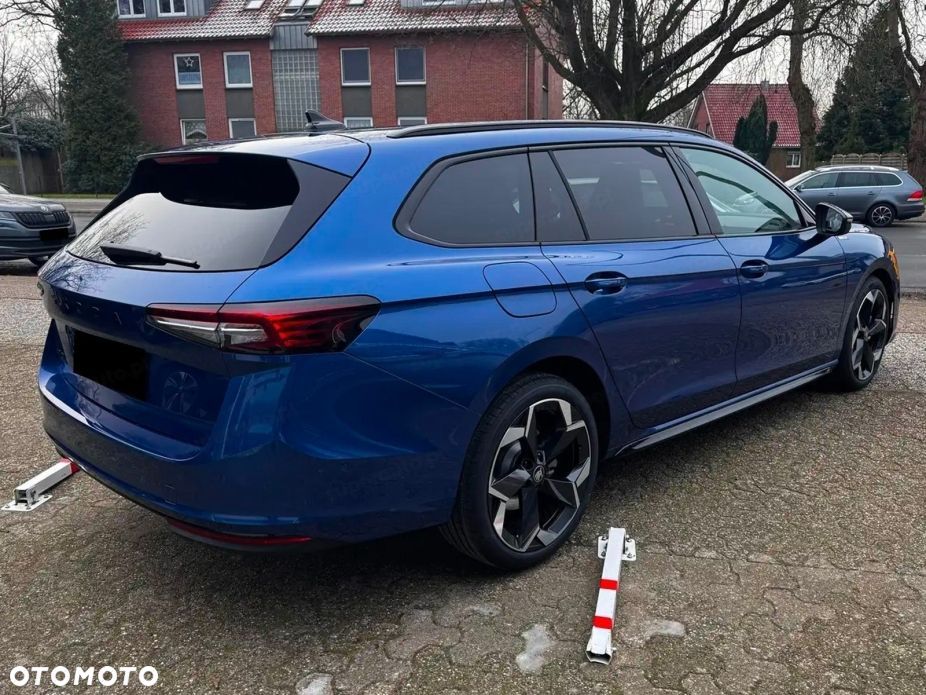 Skoda Superb 2.0 TDI SCR 4x4 Sportline DSG - 4