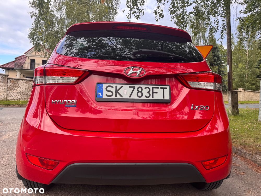 Hyundai ix20 1.6 Premium blue - 11