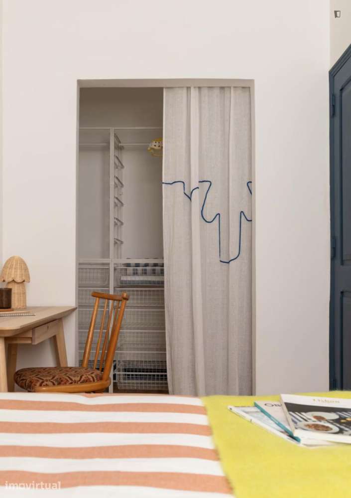Quarto - localizado em Anjos Lisbon - Grande imagem: 2/10