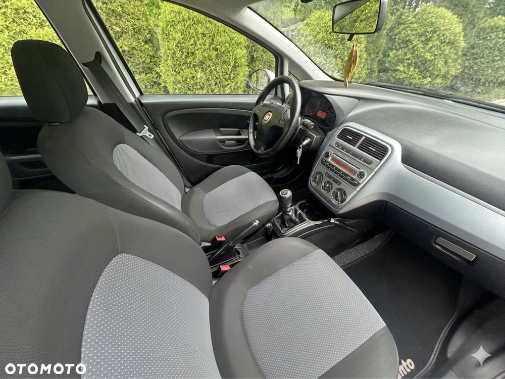 Fiat Grande Punto - 7