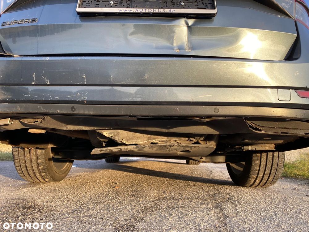 Skoda Superb 2.0 TDI Sportline DSG7 - 8