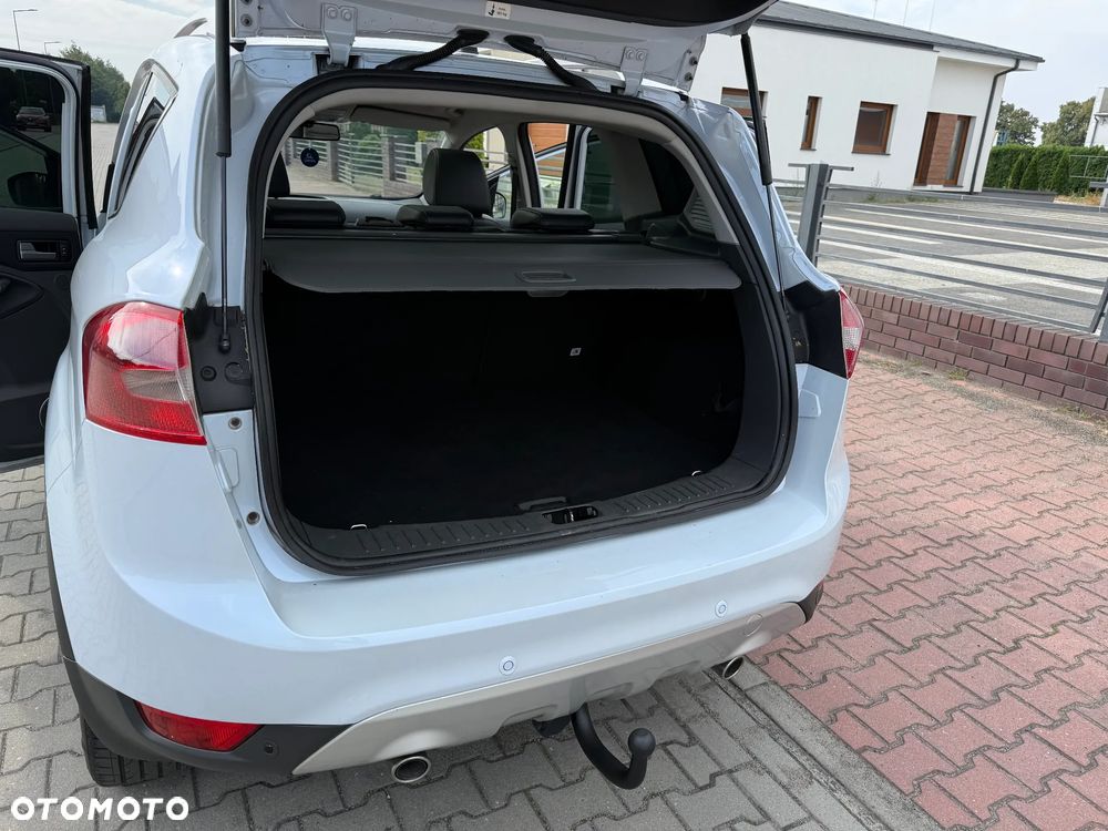 Ford Kuga - 15