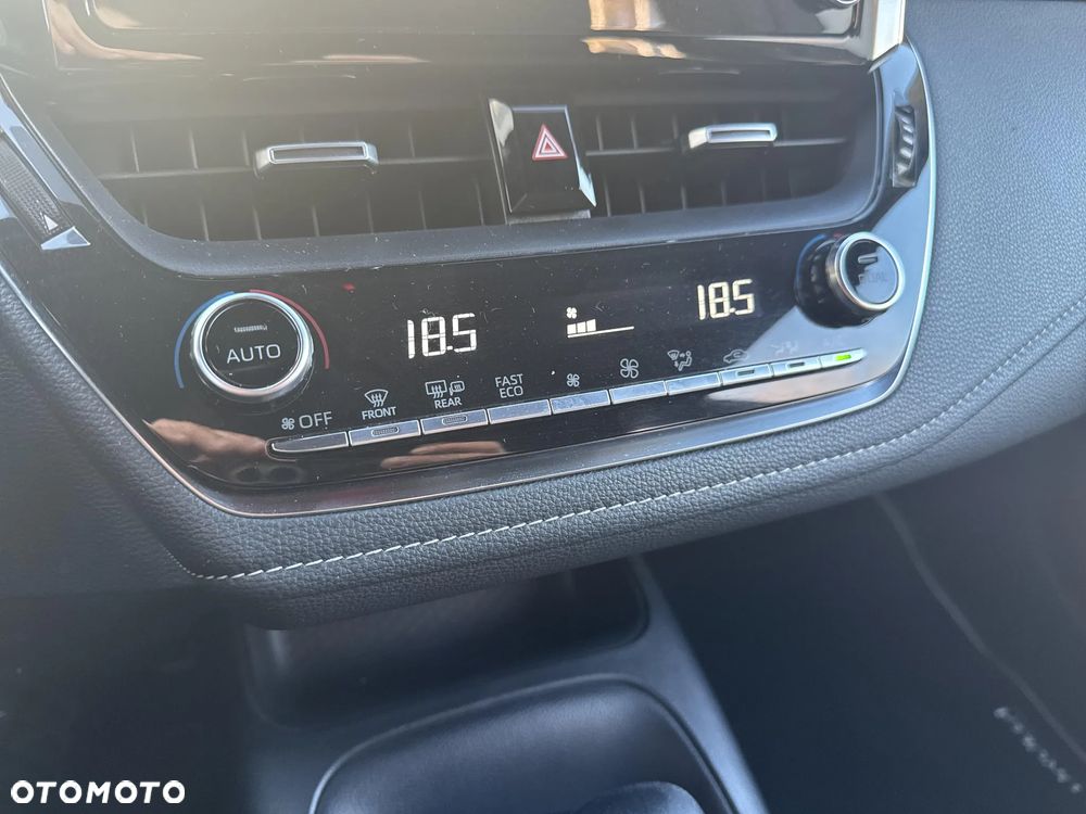 Toyota Corolla 1.8 Hybrid Comfort - 20