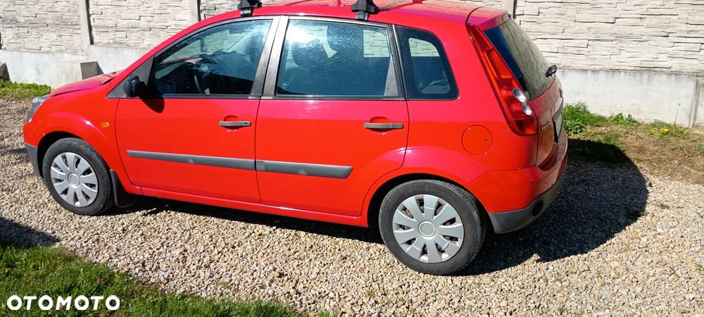 Ford Fiesta 1.3 - 18