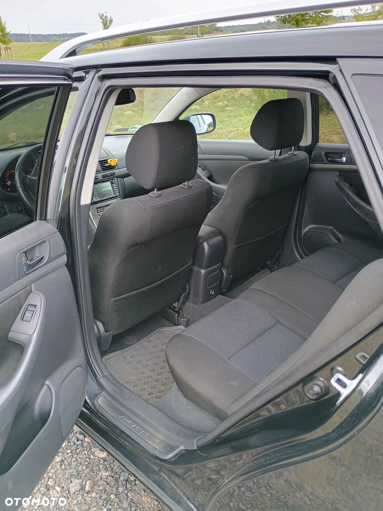 Toyota Avensis 2.0 D-4D Sol plus+NAVI - 9