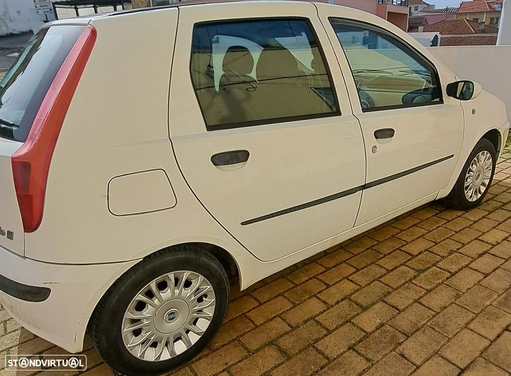 Fiat Punto - 4