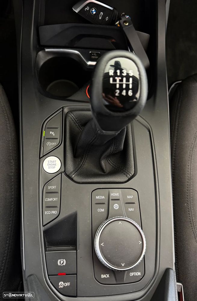 BMW 118 - 18