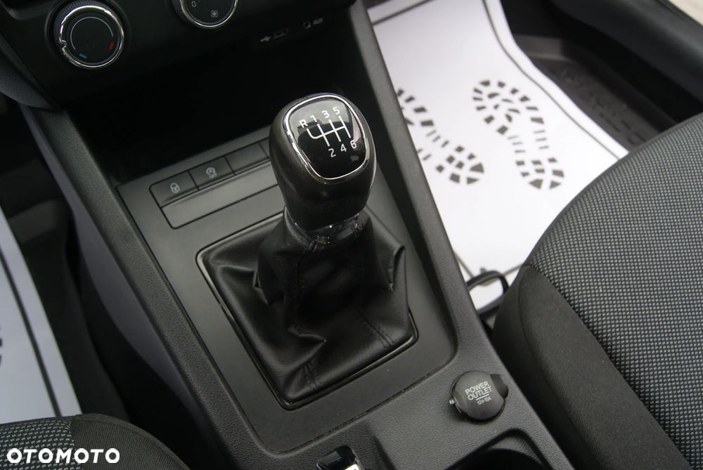 Skoda Octavia 1.2 TSI Family Plus - 29