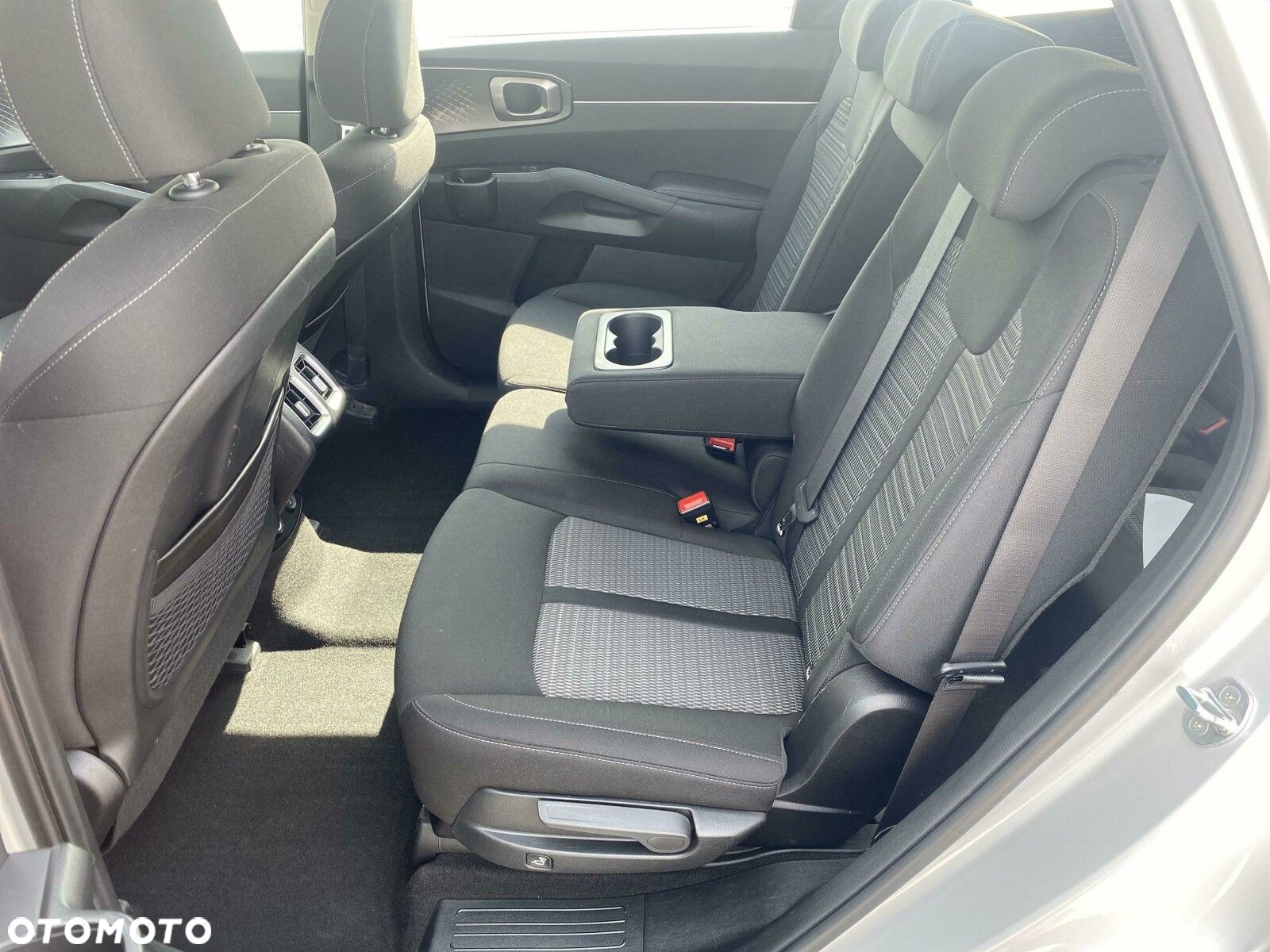 Kia Sorento - 25