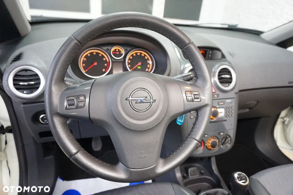 Opel Corsa 1.2 16V Enjoy - 21