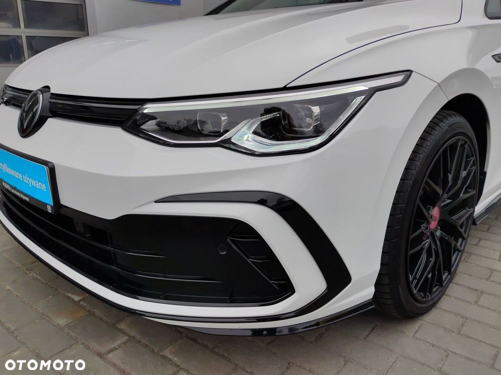 Volkswagen Golf - 10