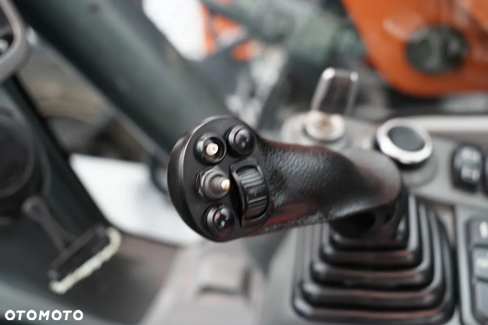 Doosan DX 140W / KOPARKA KOŁOWA / ROTOTIL / JOYSTICK / POWERTILT OBROTNICA / 2019 ROK / - - 30