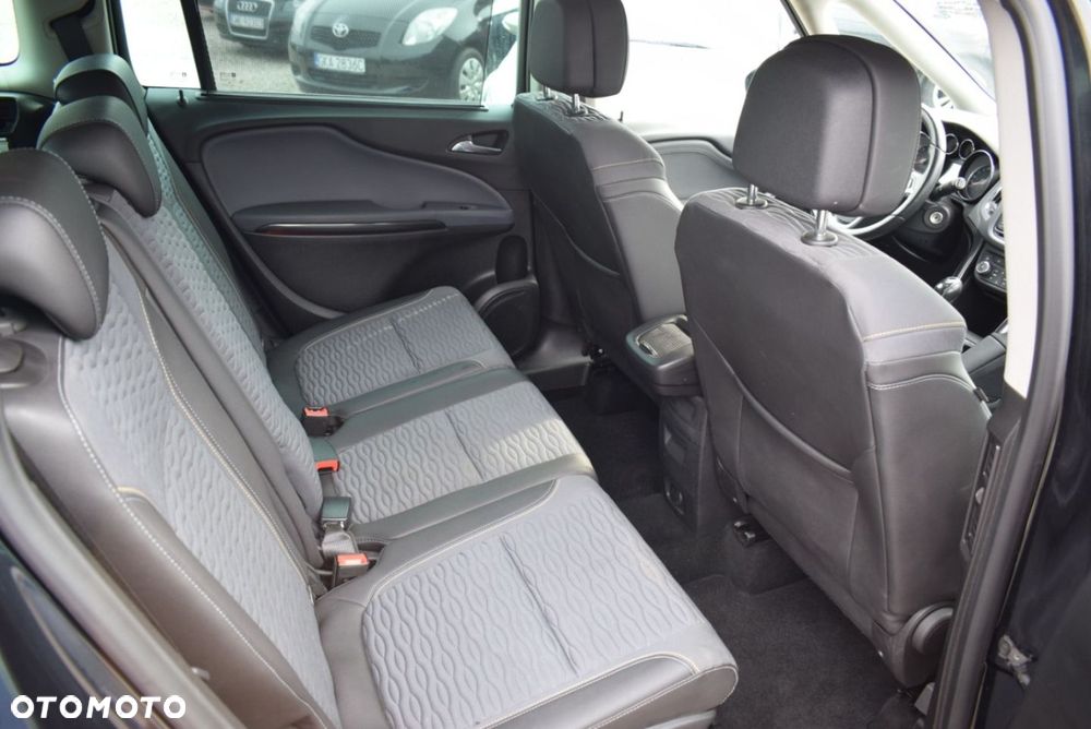 Opel Zafira - 23