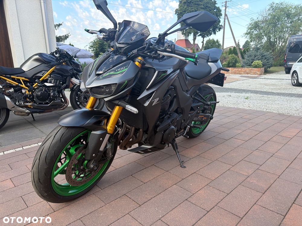 Kawasaki ZR - 1