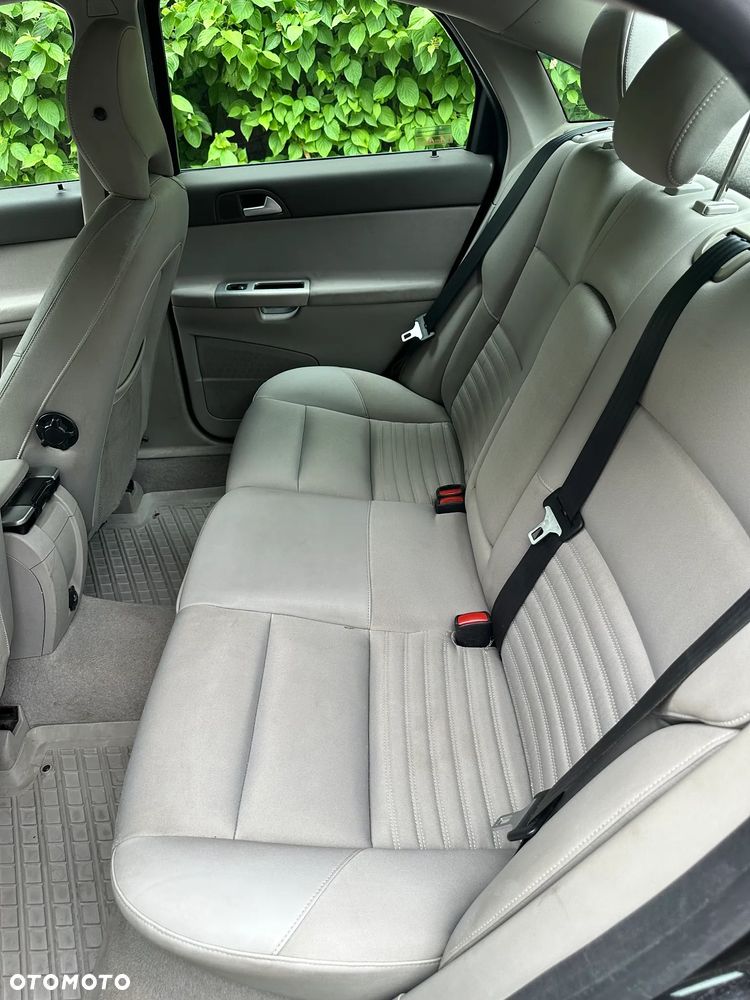 Volvo S40 2.0D - 9