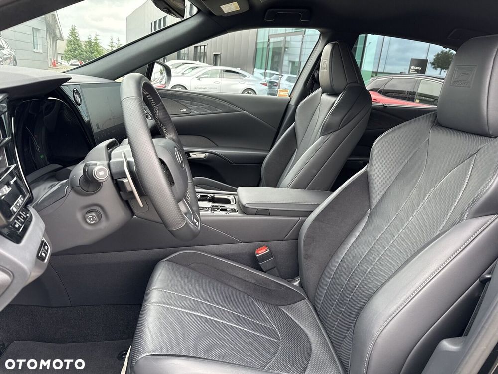 Lexus RX - 14