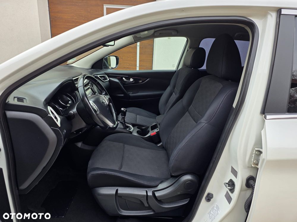 Nissan Qashqai 1.2 DIG-T Acenta EU6 - 8